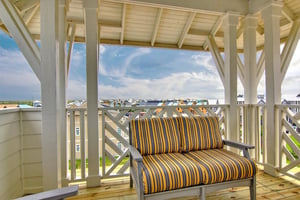 Crows Nest, 4th floor