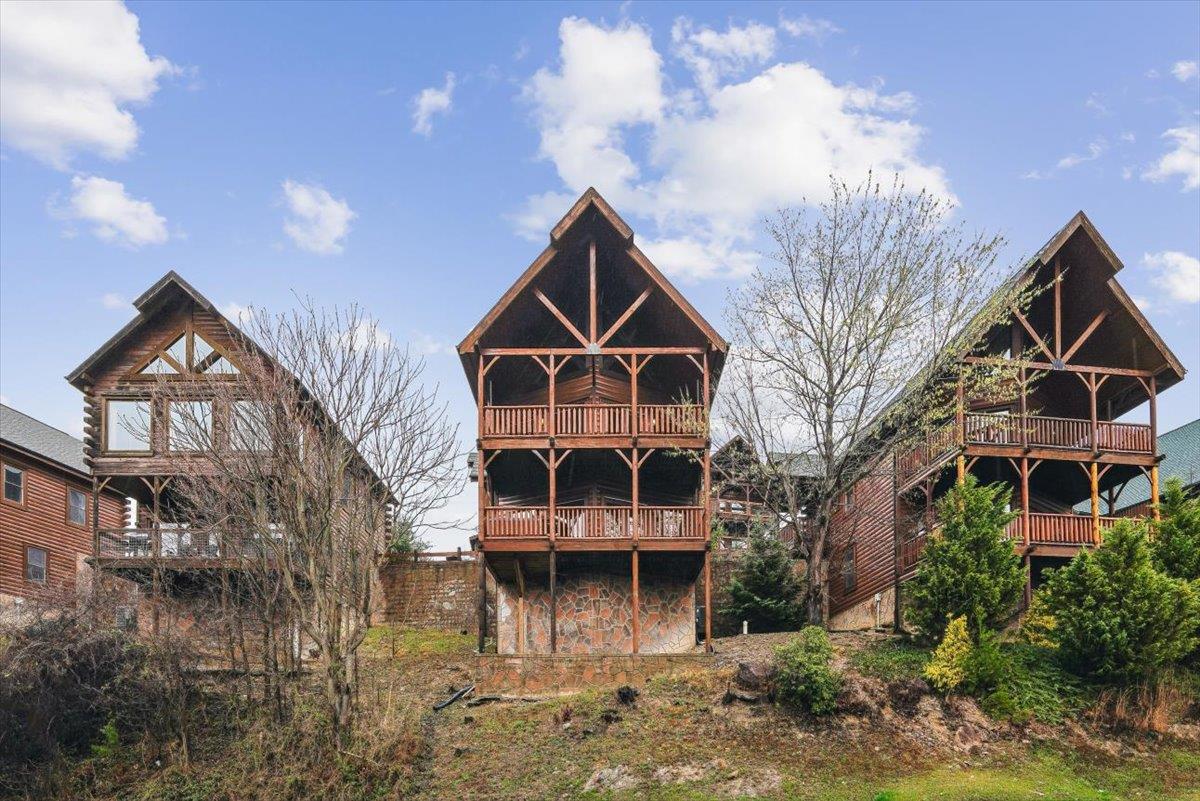 03Back Elevation
