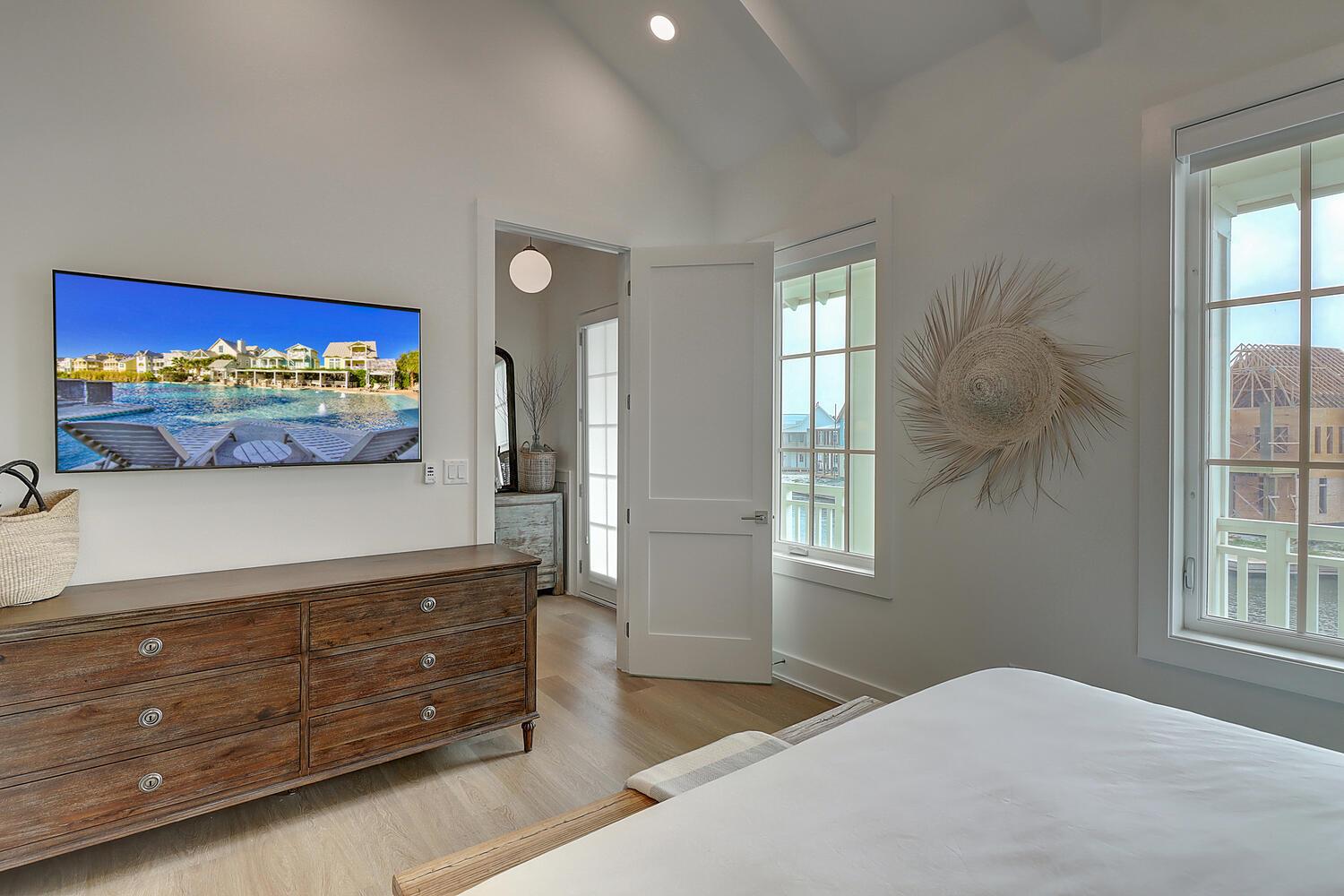 2nd Floor, Primary King Bedroom