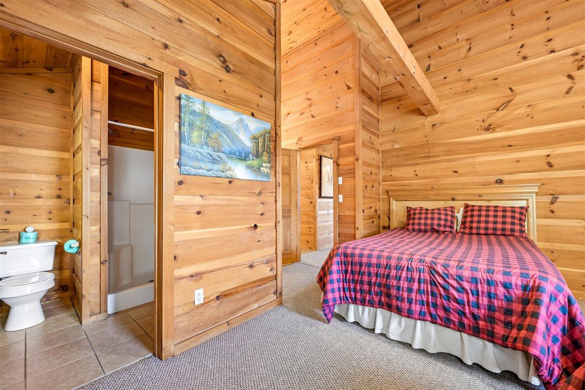 098Bedroom