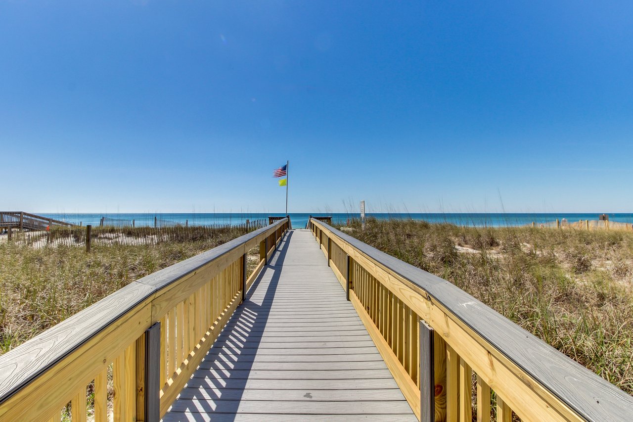 Crystal Tower 1703 4