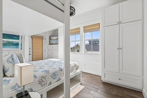 Bunk Bedroom