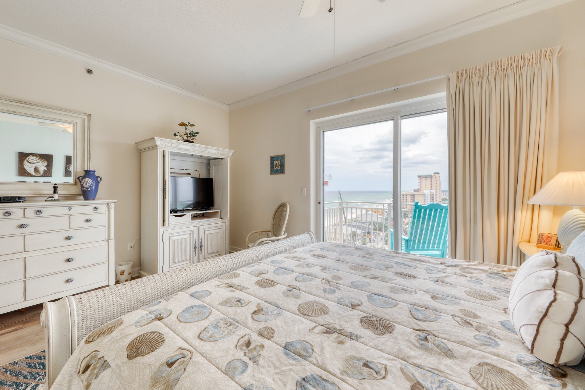 Sterling Beach 1007 21