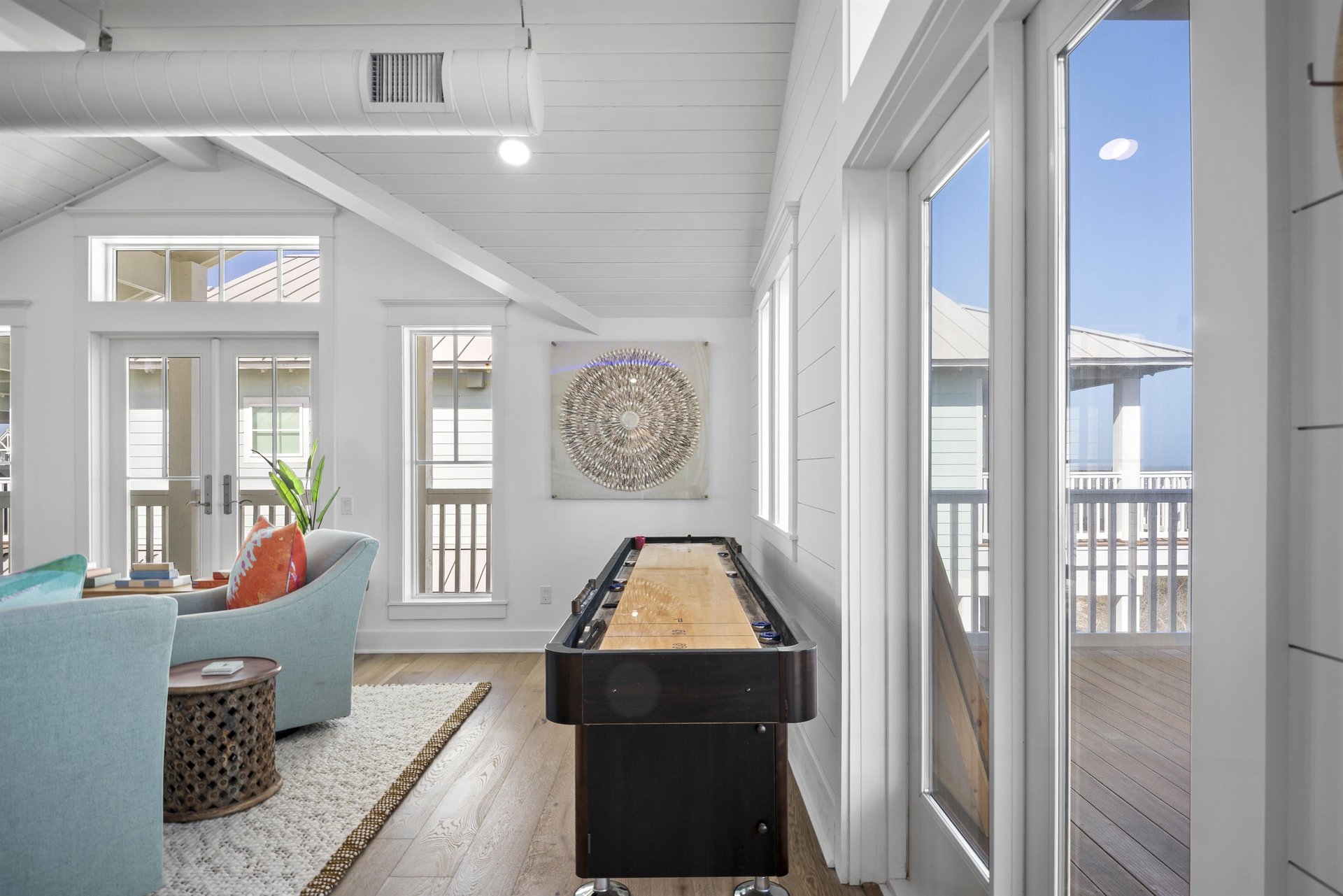 Main Living Area, 3rd Floor