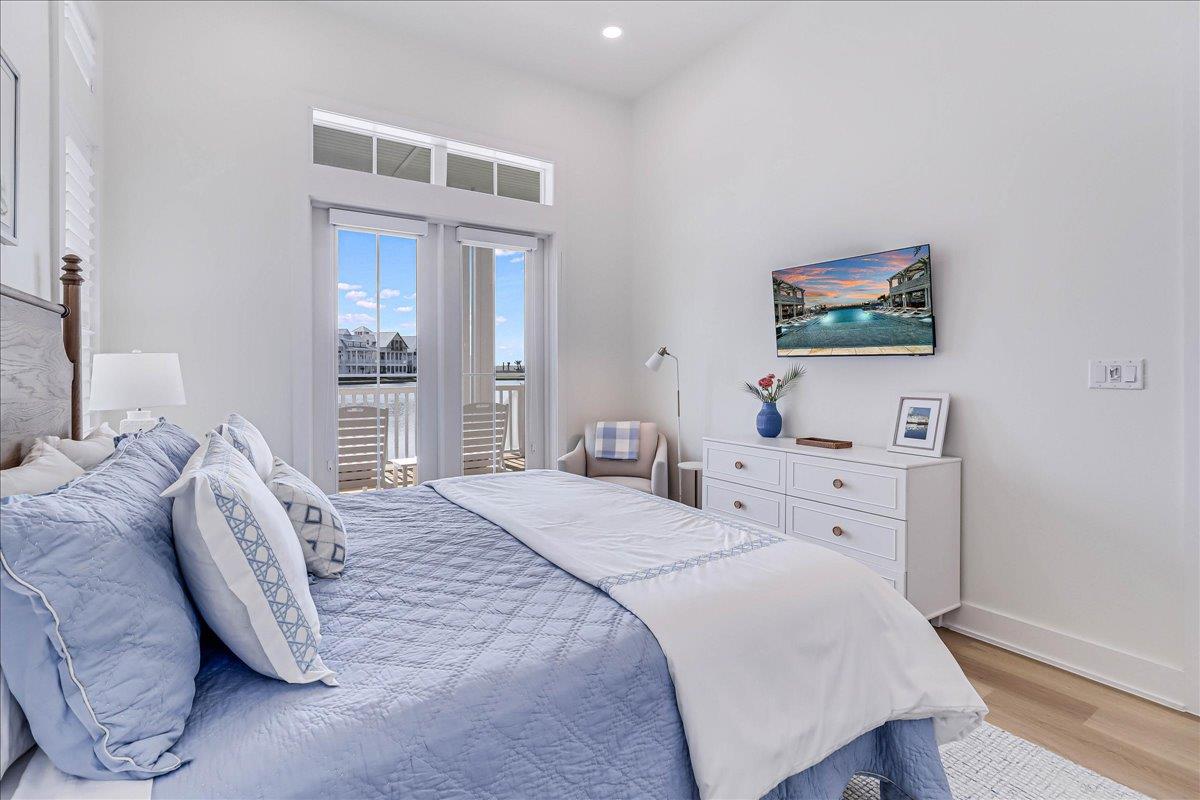 Primary King Bedroom, 1st Floor