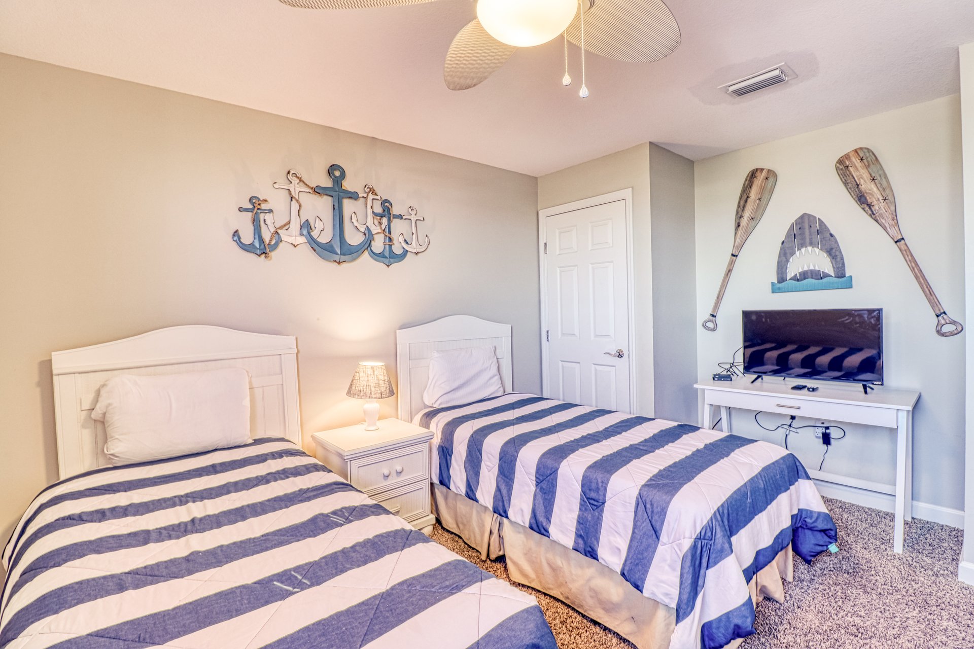 Sterling Beach 305 21