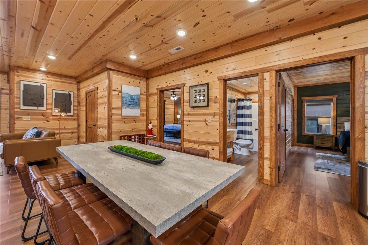 111Dining Room