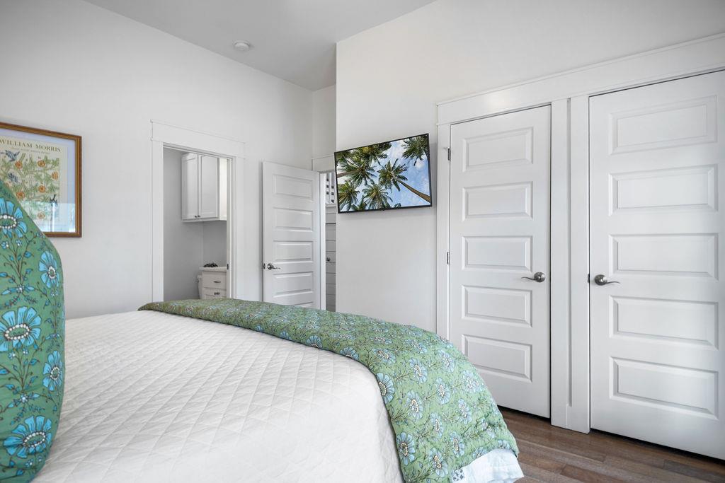 Second King Bedroom, 1st Floor