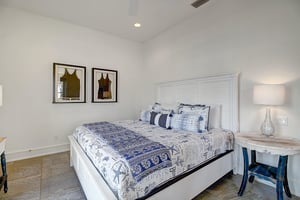 Lakeside King Bedroom, 1st Floor