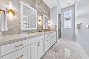 2nd Floor, Primary King Bathroom