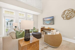 2nd Floor, Living Room