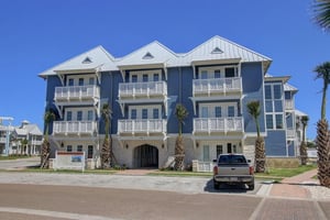 Ten Town Center Parking