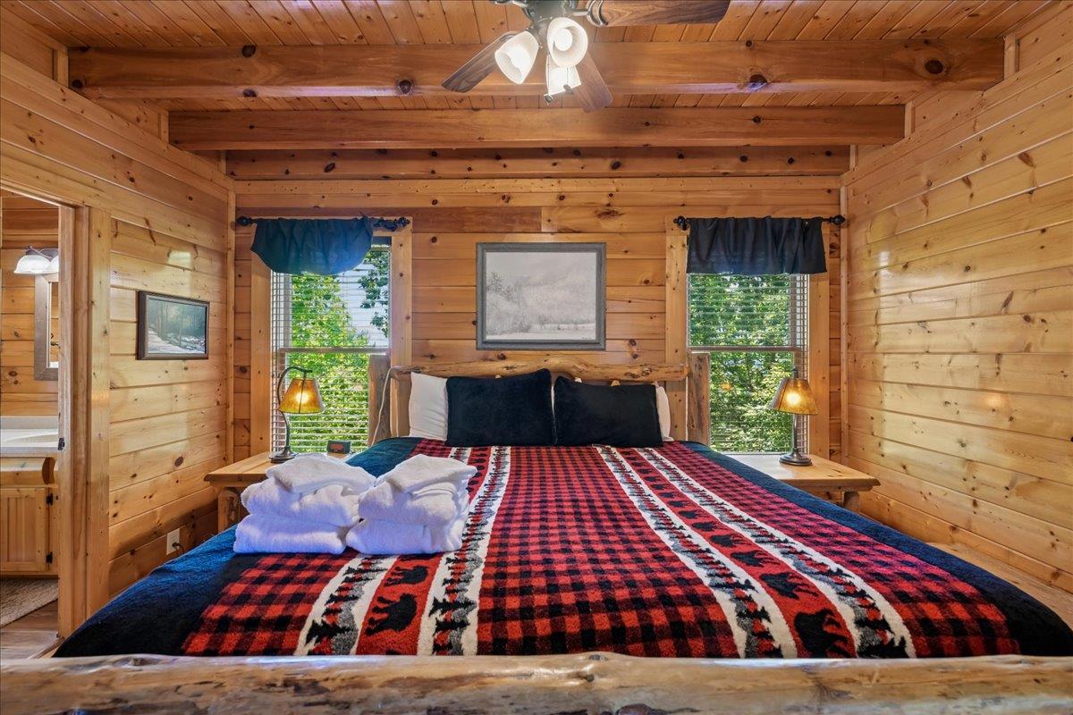 15Primary Bedroom