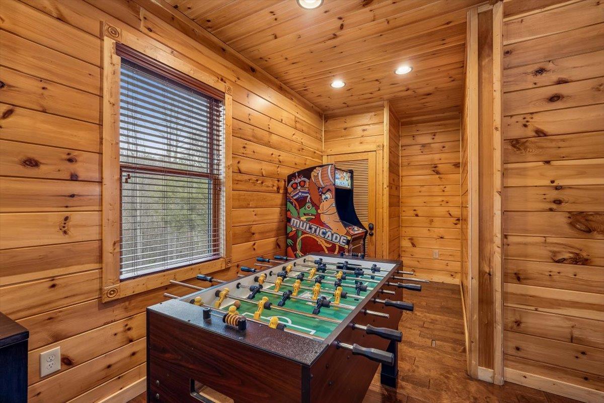 35Game Room