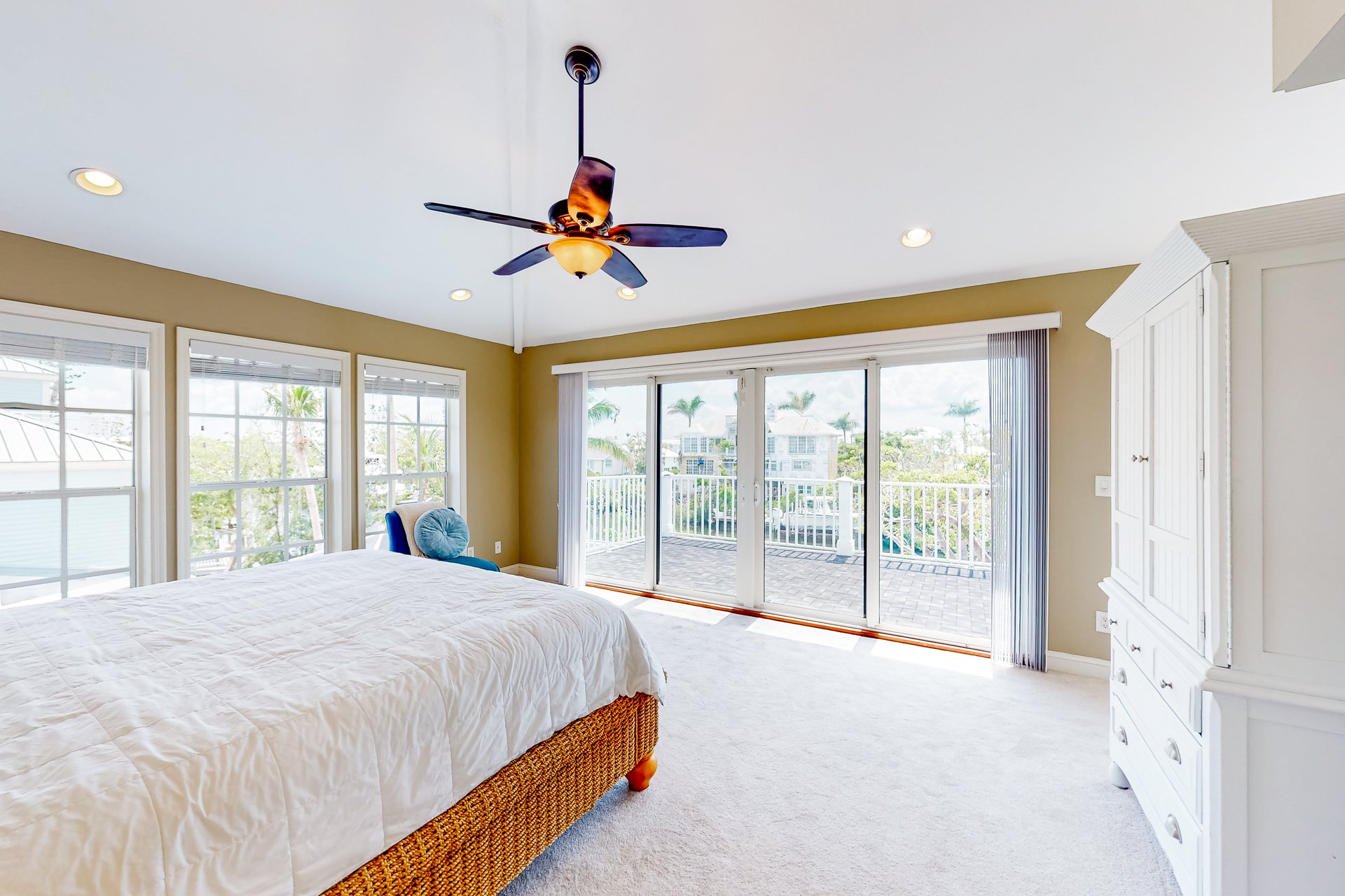 Dixie Beach Delight 27