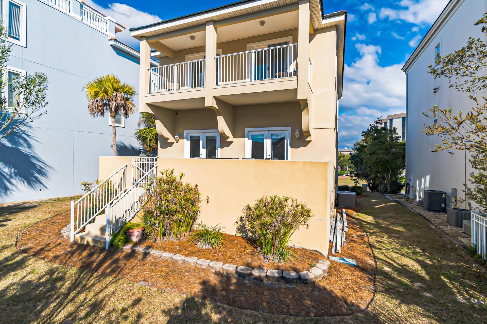 Destination Paradise 6