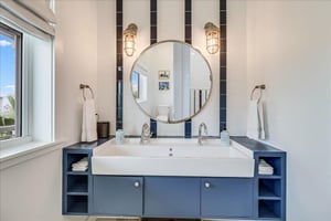 2nd Bunk Bathroom, 2nd Floor