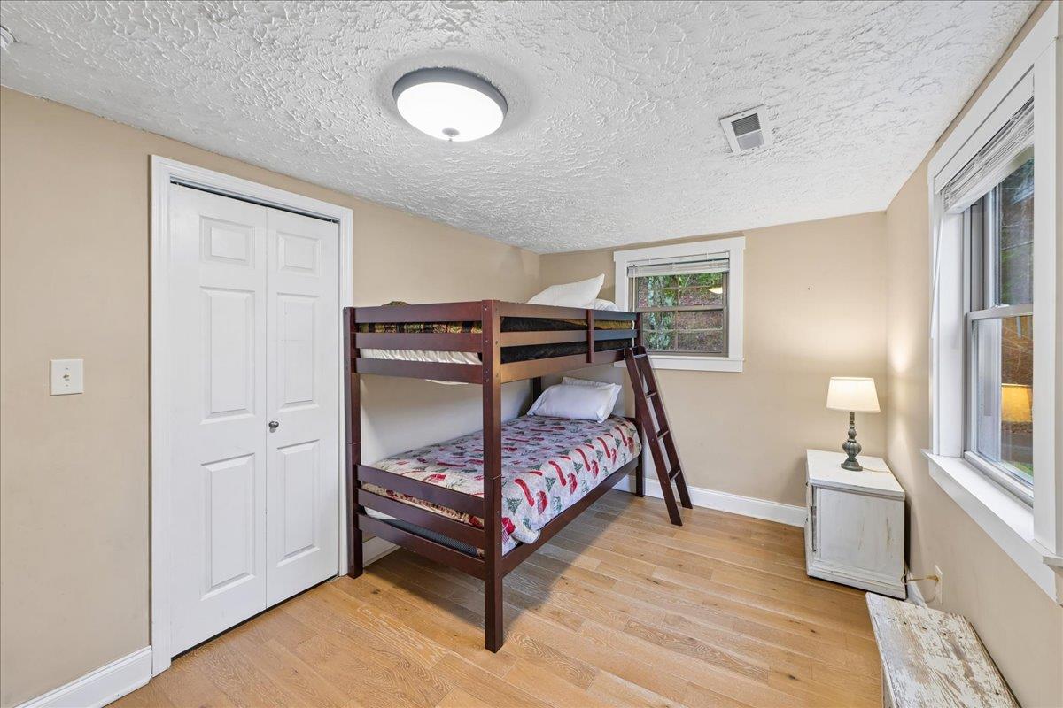 46Bedroom