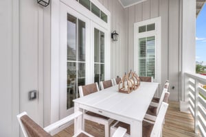 Outdoor Dining with Lake view, 2nd Floor