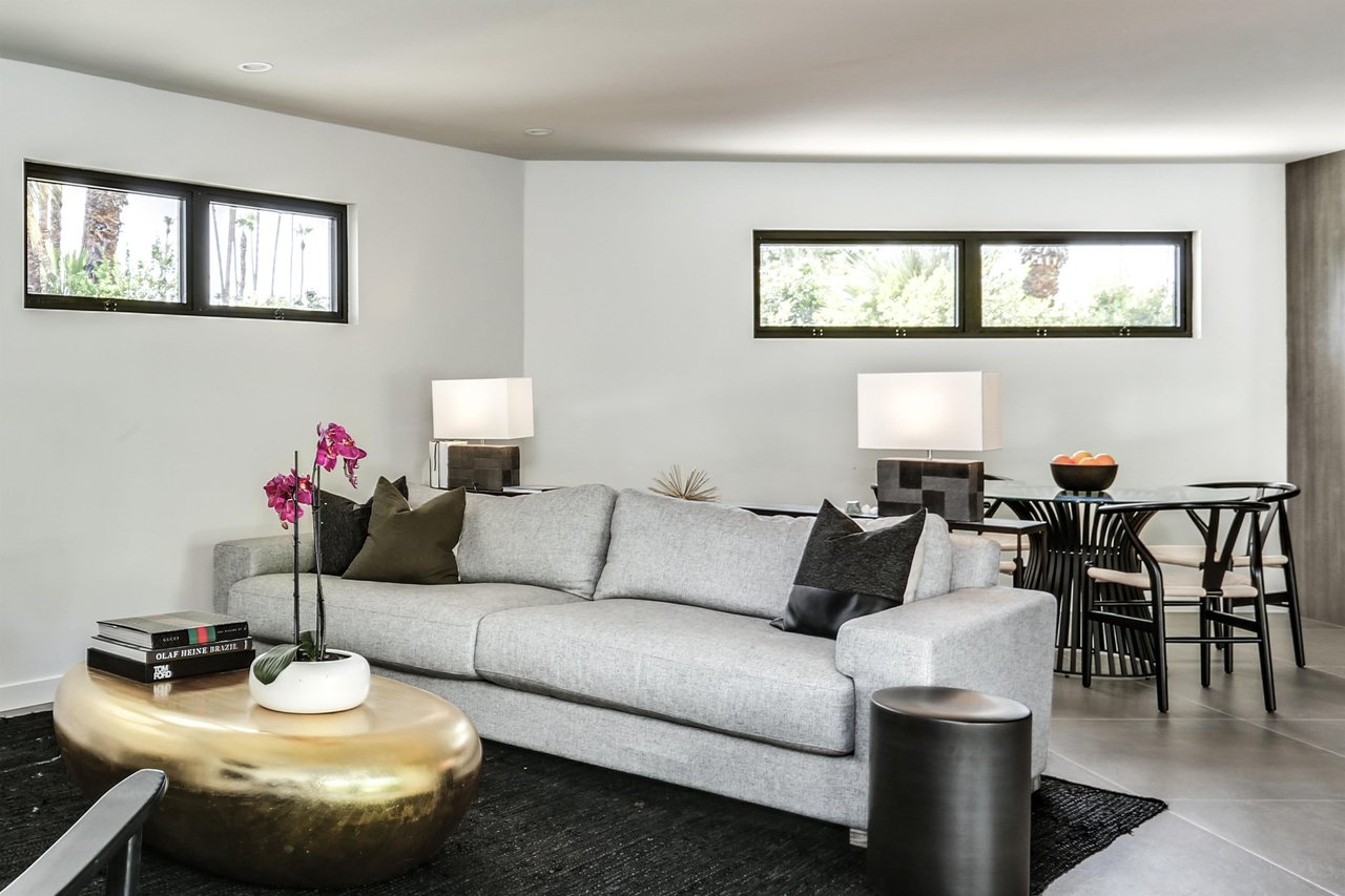 Luxurious living area