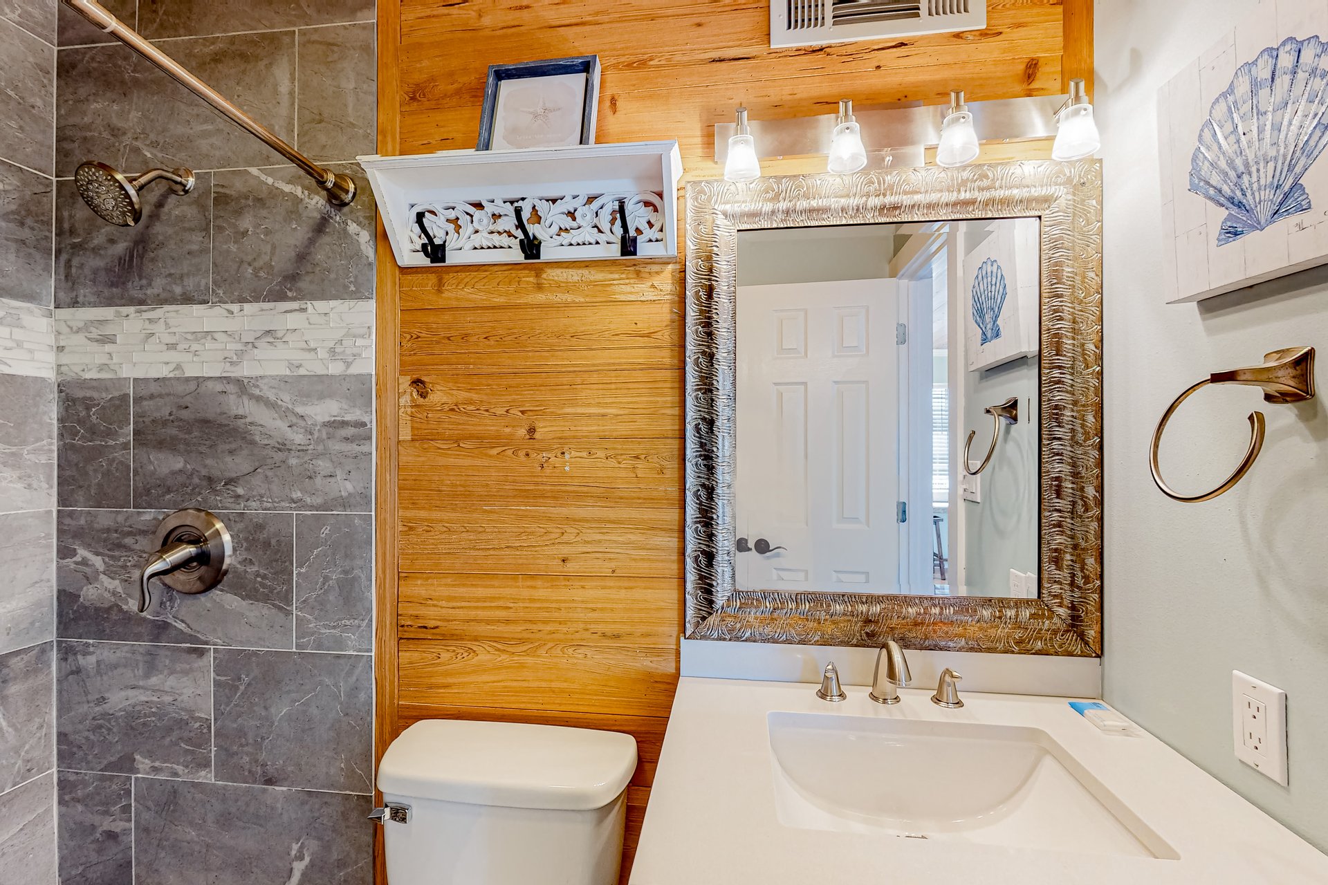 Costa Del Sol A7 Livin it Up 18