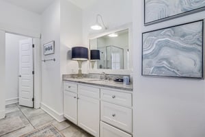Primary King Ensuite, 1st Floor