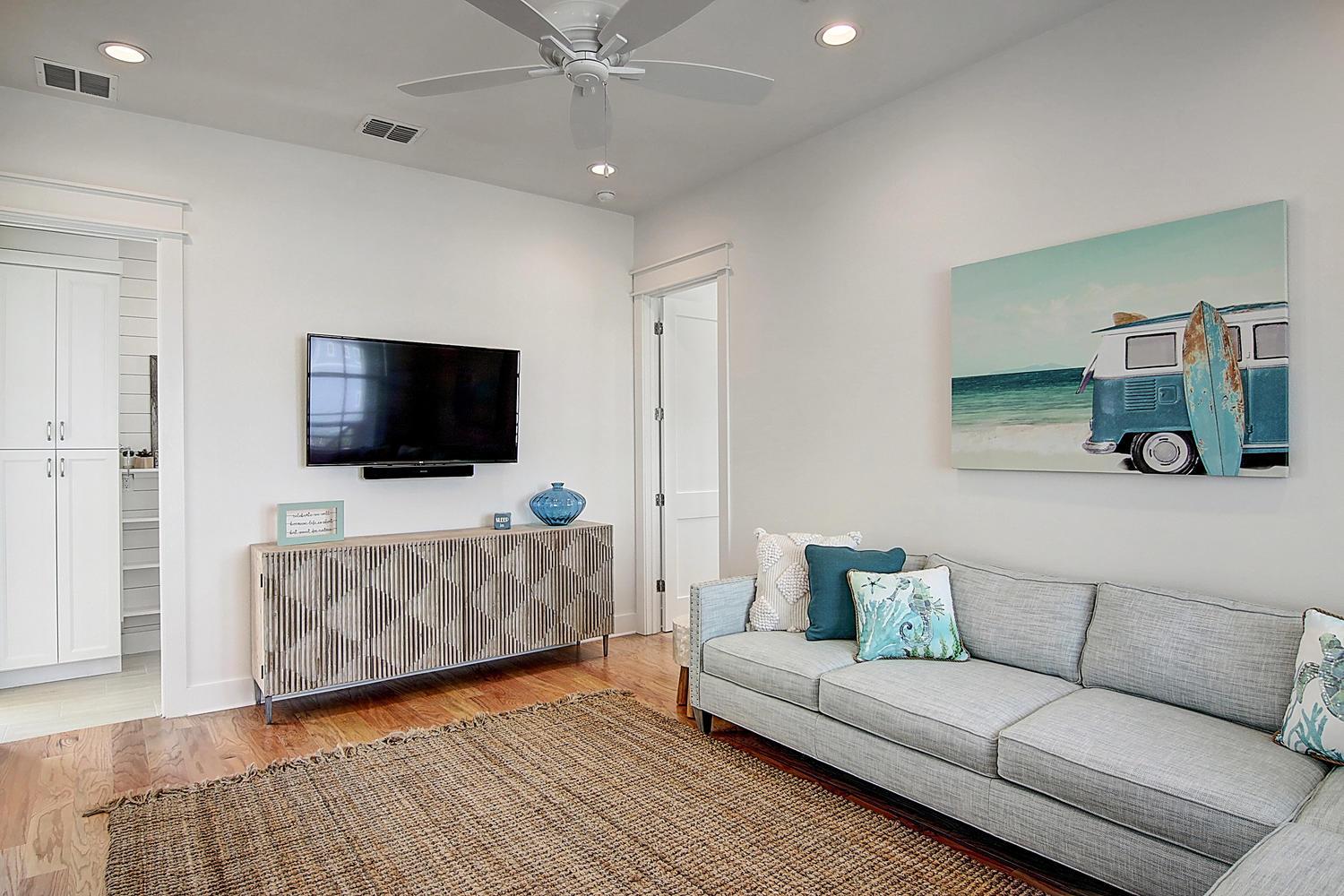 LivingBunk Area, 2nd Floor