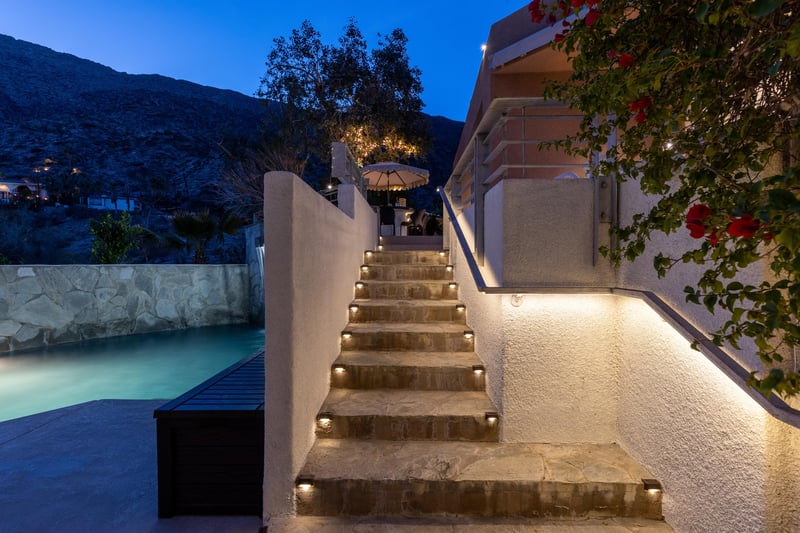 Welllit walkway