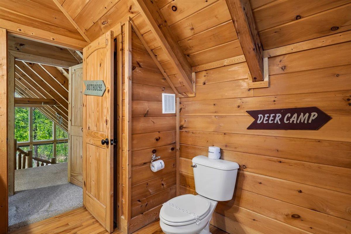 Upper Level 2Bath