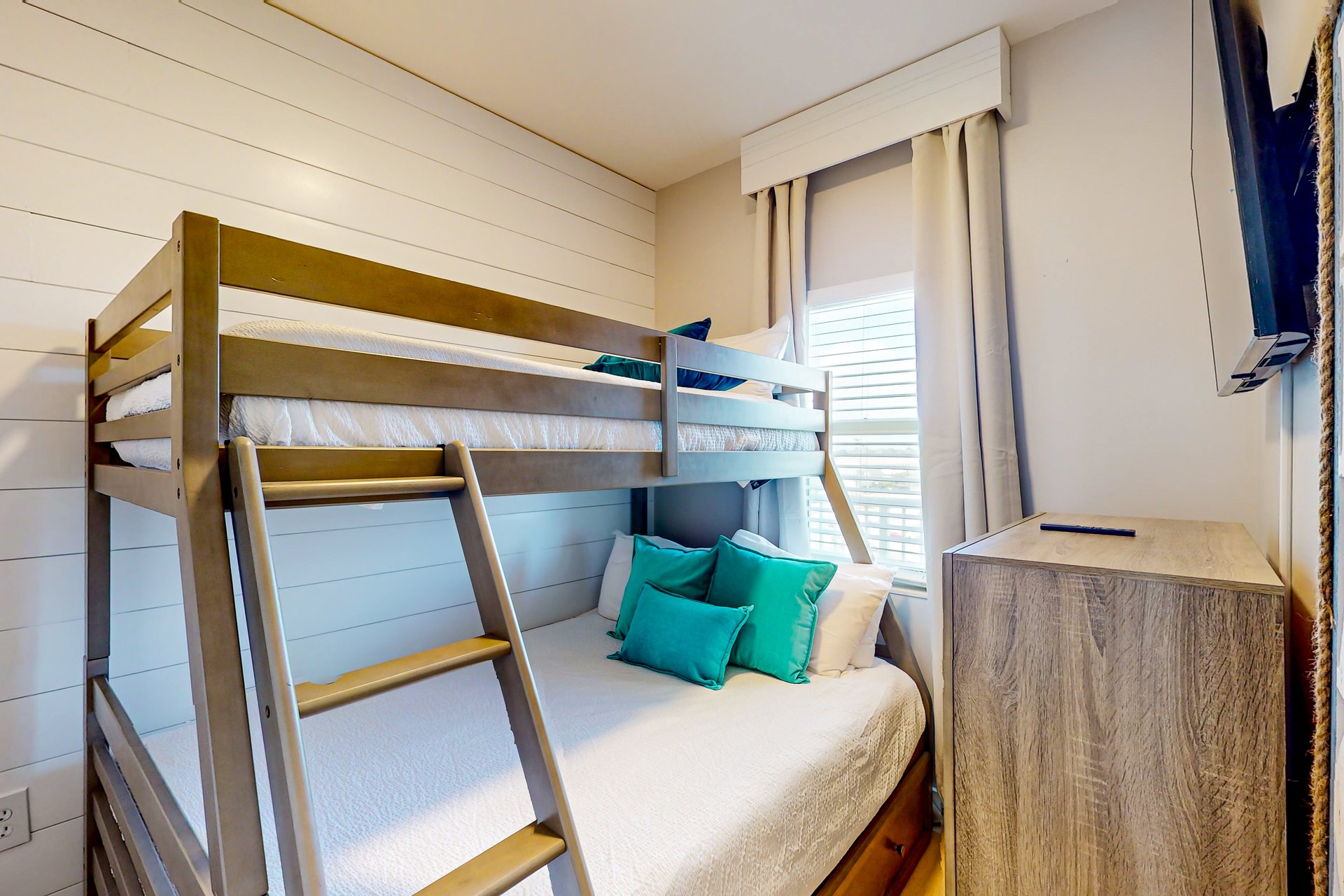 Sterling Sands 508 16