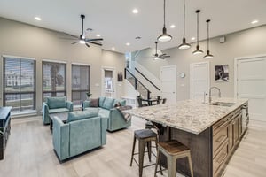 1st Floor, Living Area