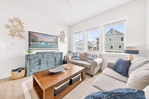 1st Floor, Living Room
