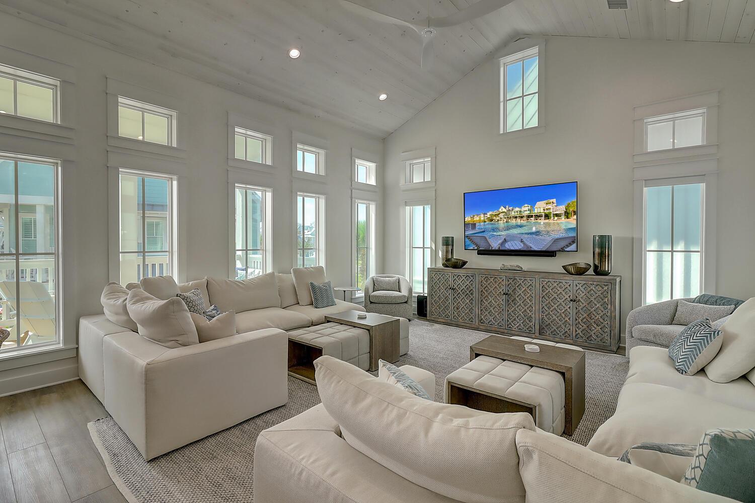 Living Area, 2nd Floor