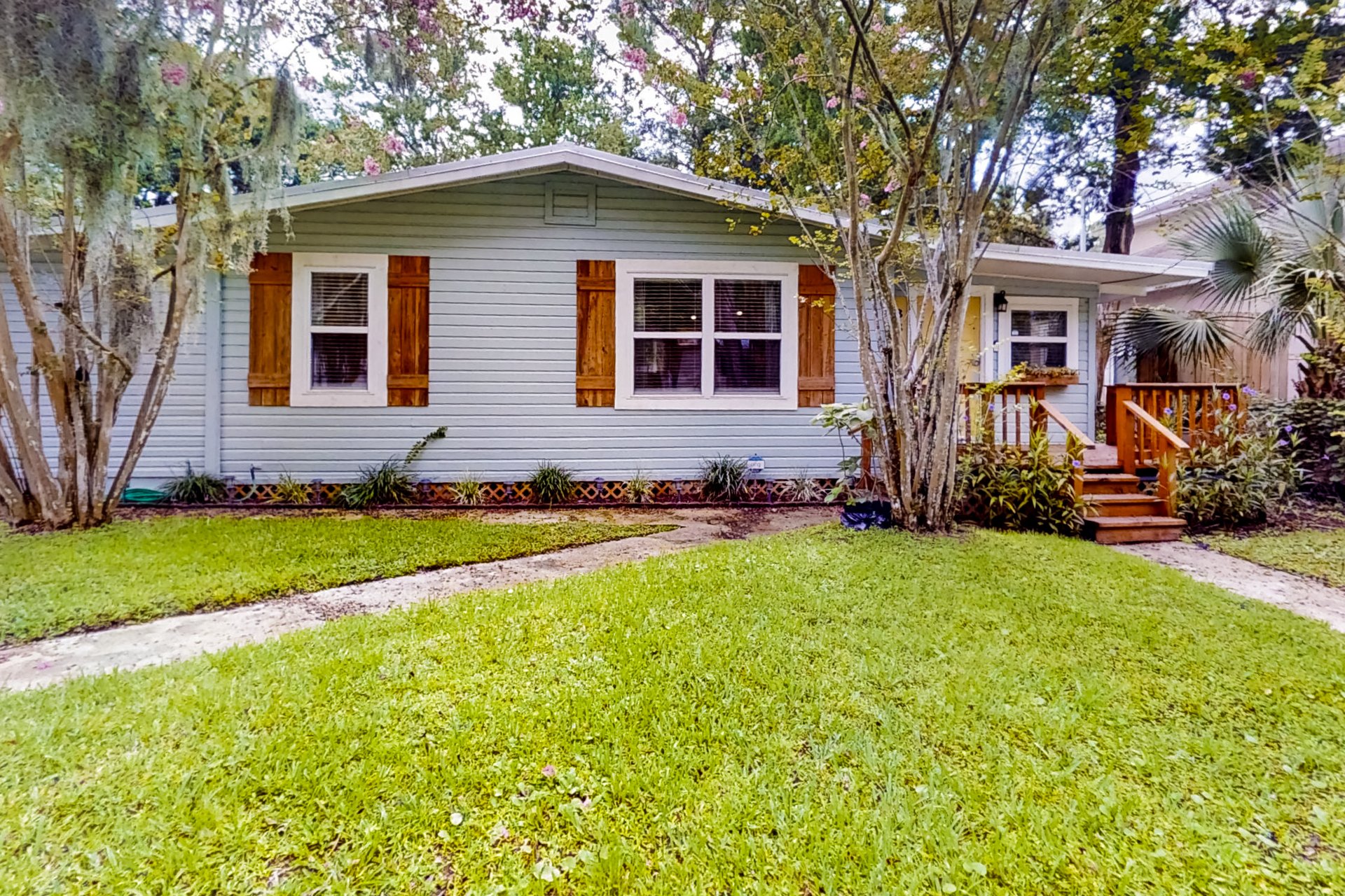 Cape Avenue Escape 28