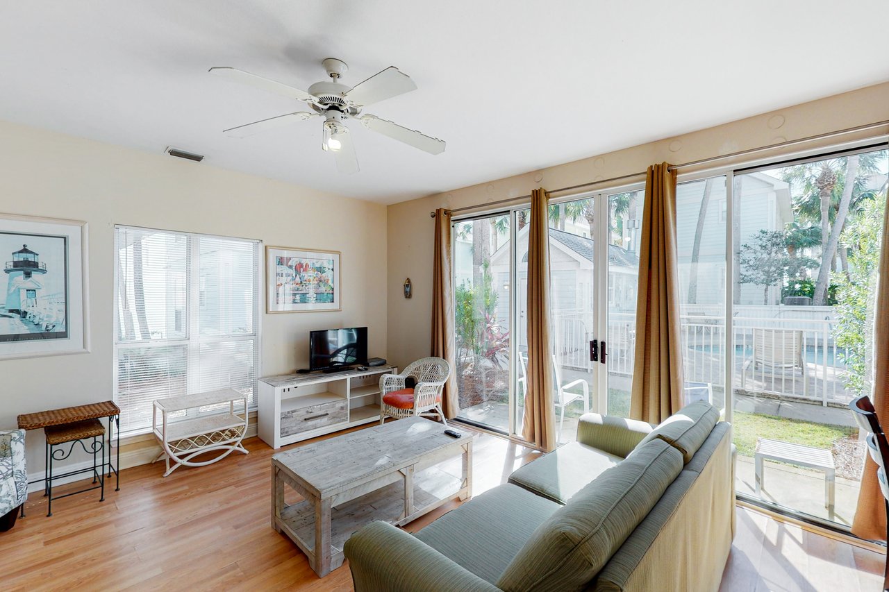 Nantucket Rainbow Cottages 15B 3