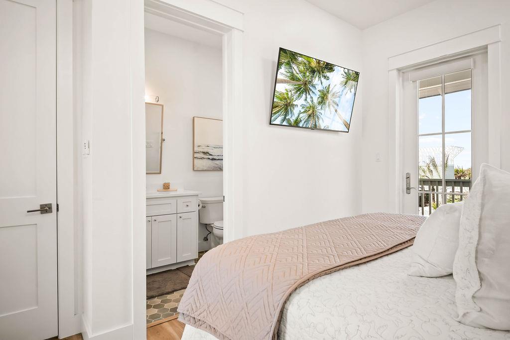 Second King Bedroom, 2nd Floor