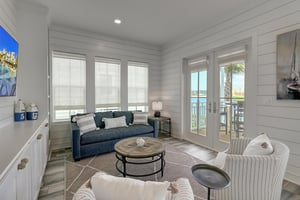 1st Floor Living Area