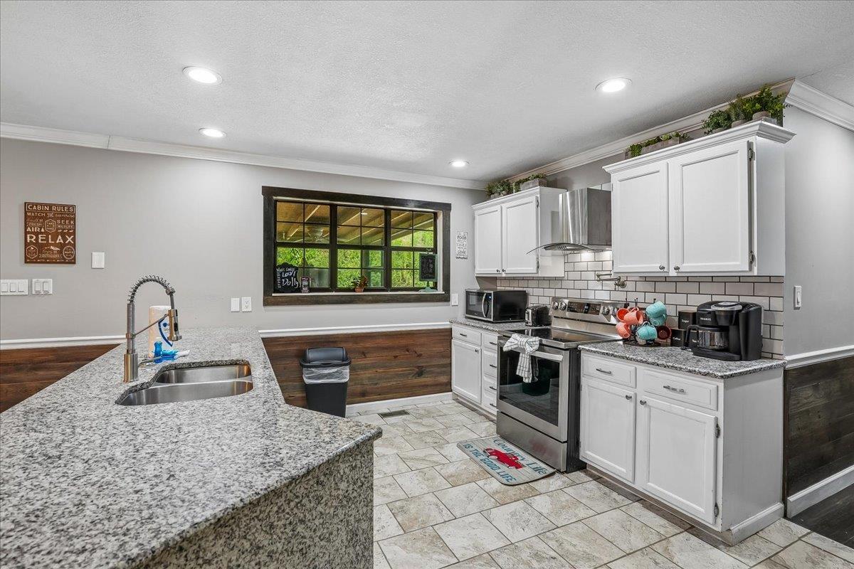 010Kitchen