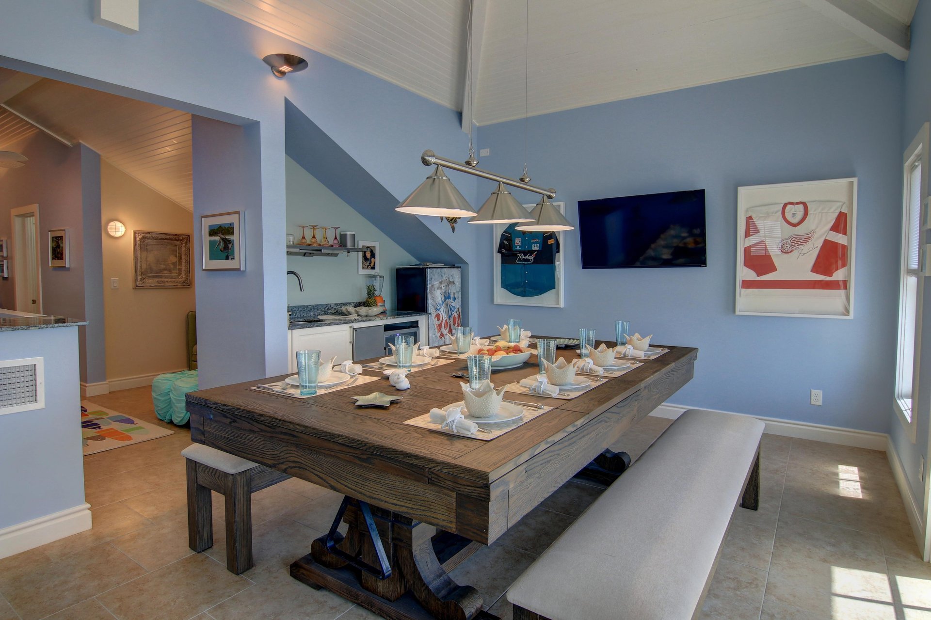 Game Room with Convertible Pool Table, 3rd Floor