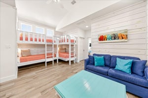 Bunk Lounge, 2nd Floor