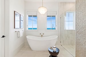 Primary King Bathroom, 3rd Floor