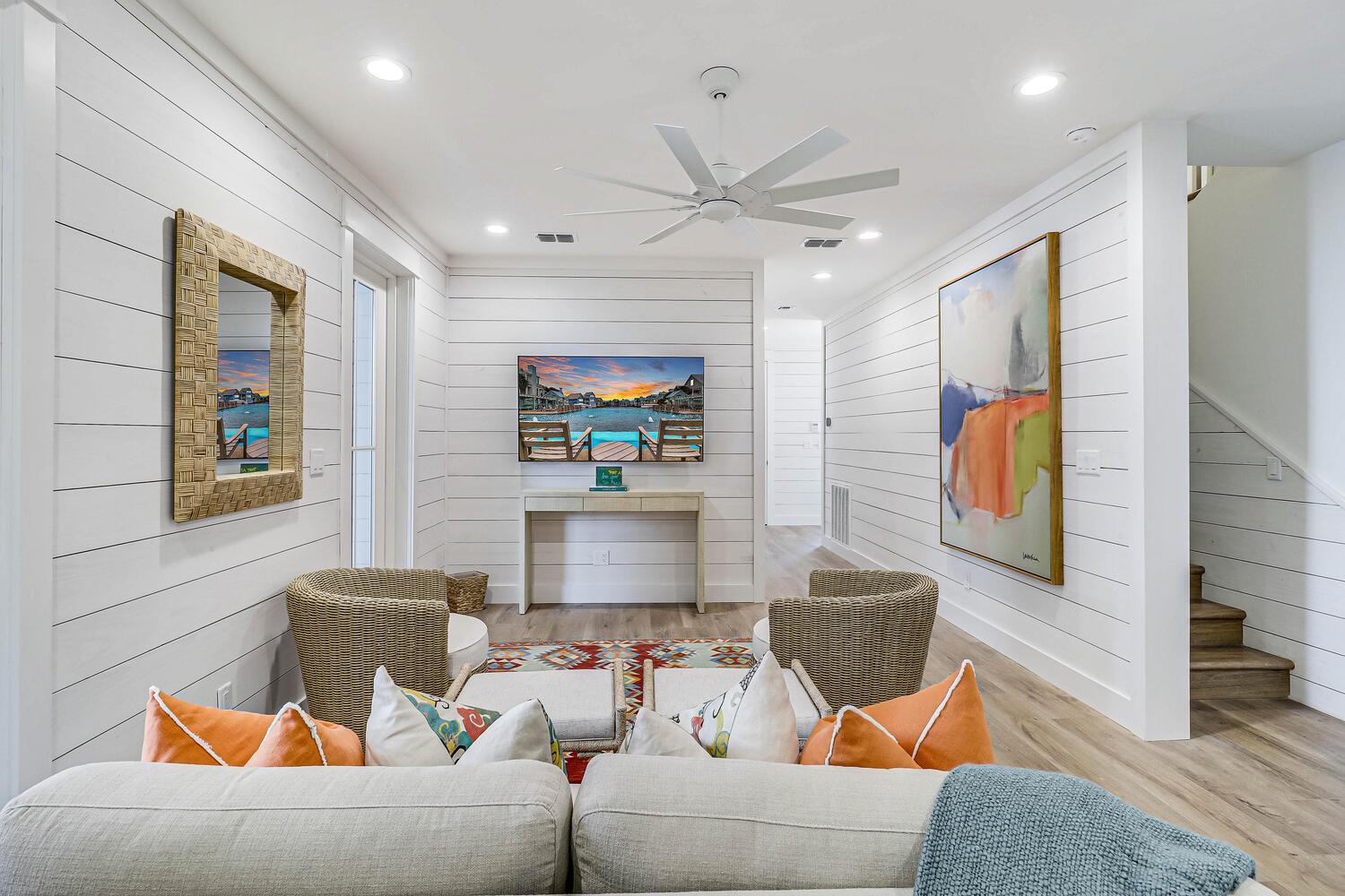 Living Area with Twin Sleeper Sofa, 1st Floor