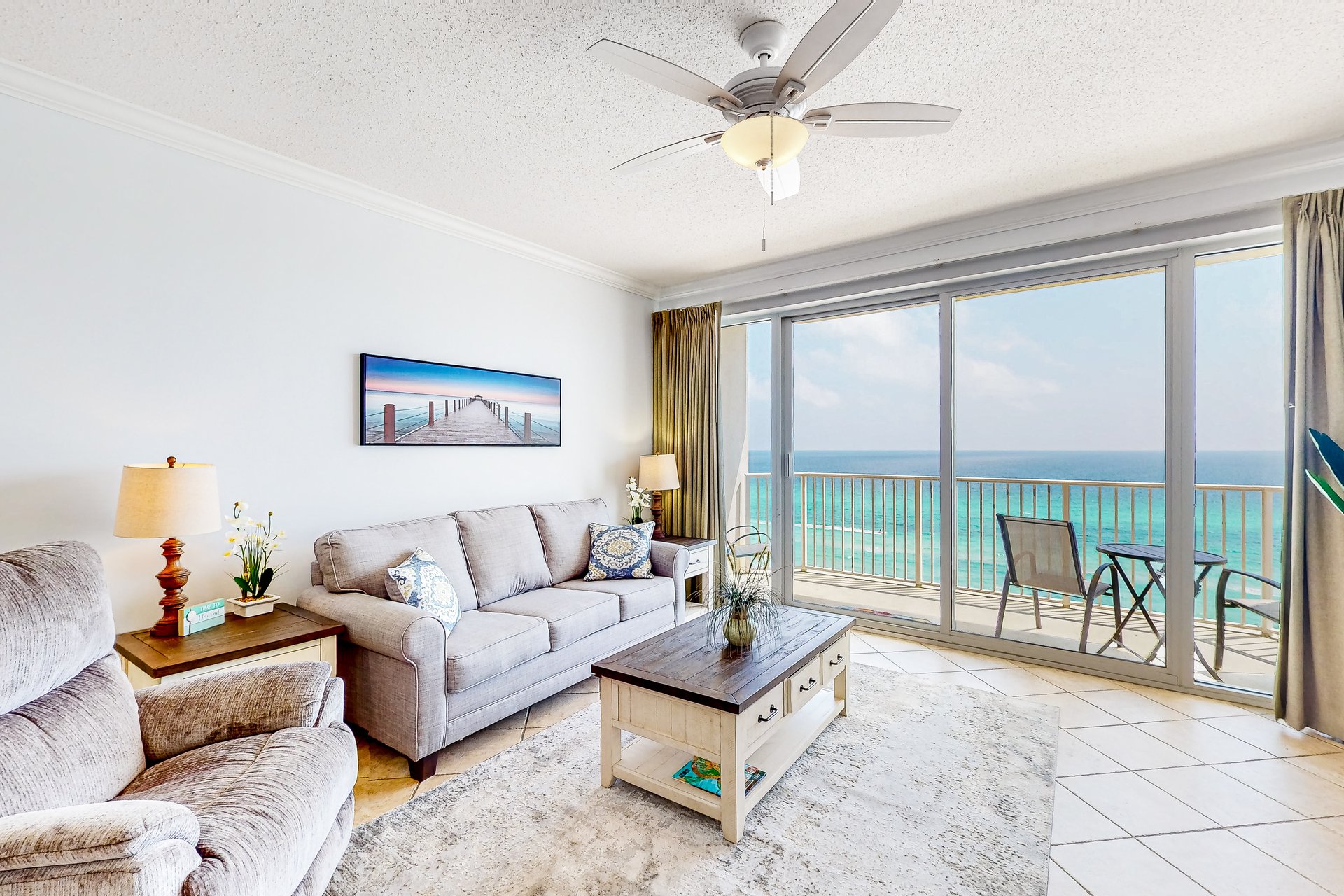 Boardwalk Condos, 906C 2