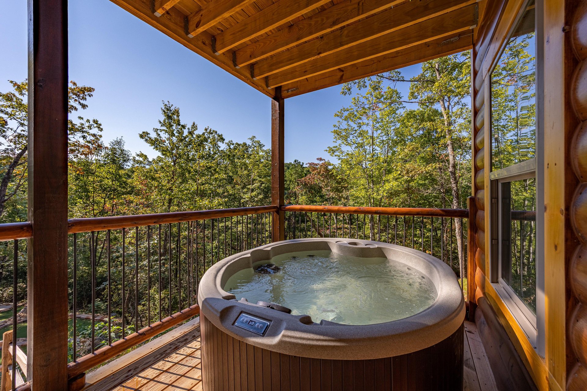 Hot Tub at Make A Splash, a 2 bedroom cabin rental located in gatlinburg