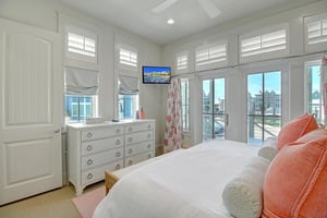 Primary Bedroom, 2nd Floor