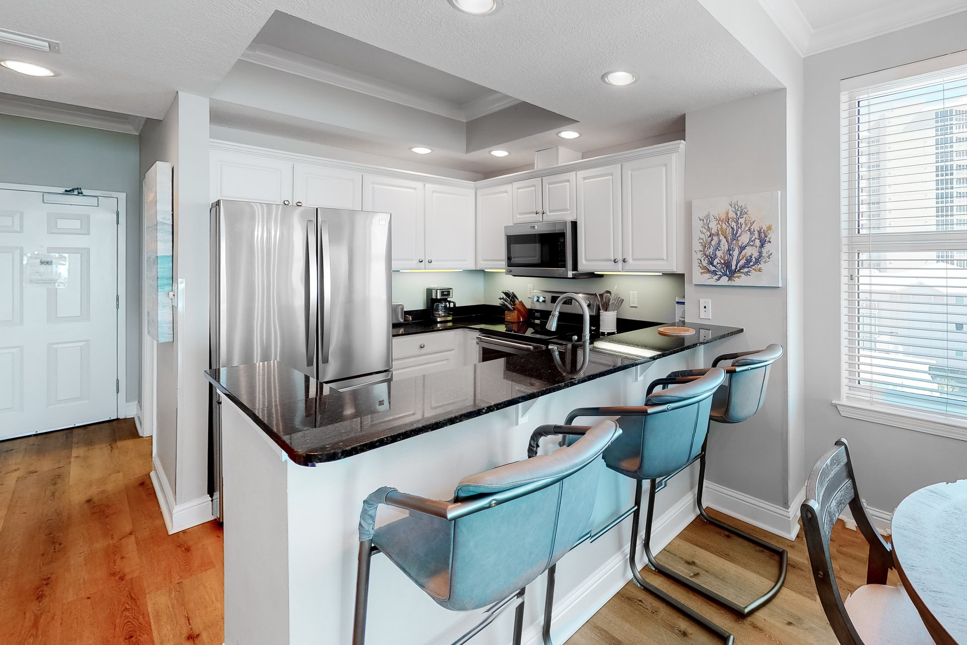 Crystal Shores 601 9