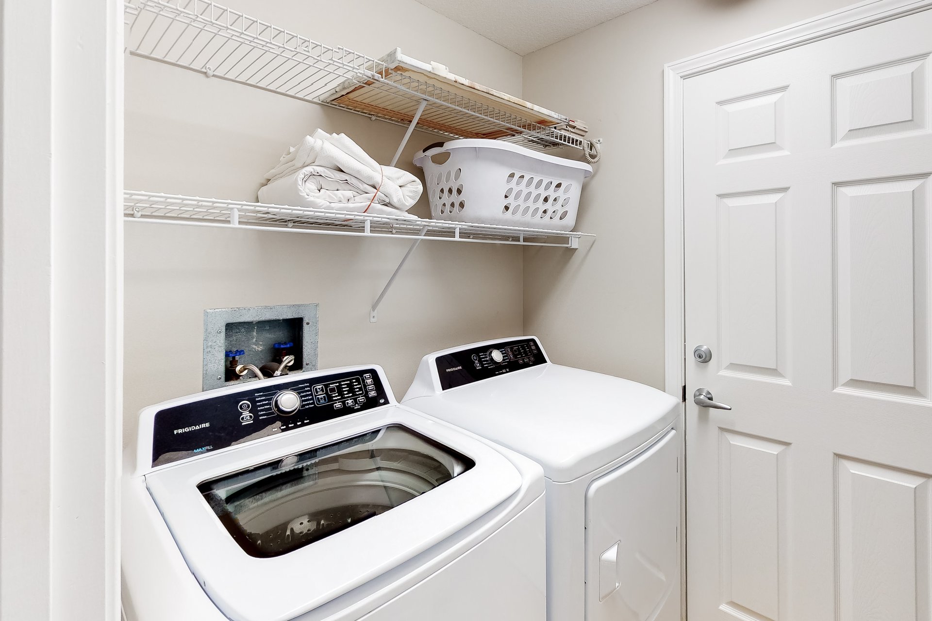 Crystal Shores 601 11