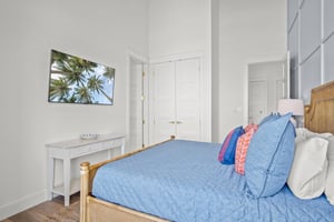 Primary King Bedroom, 2nd Floor