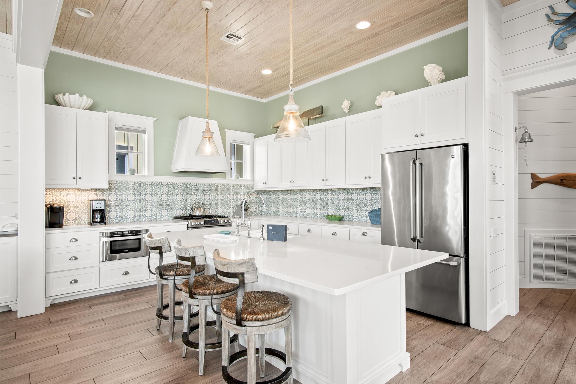 Large Kitchen, 1st Floor