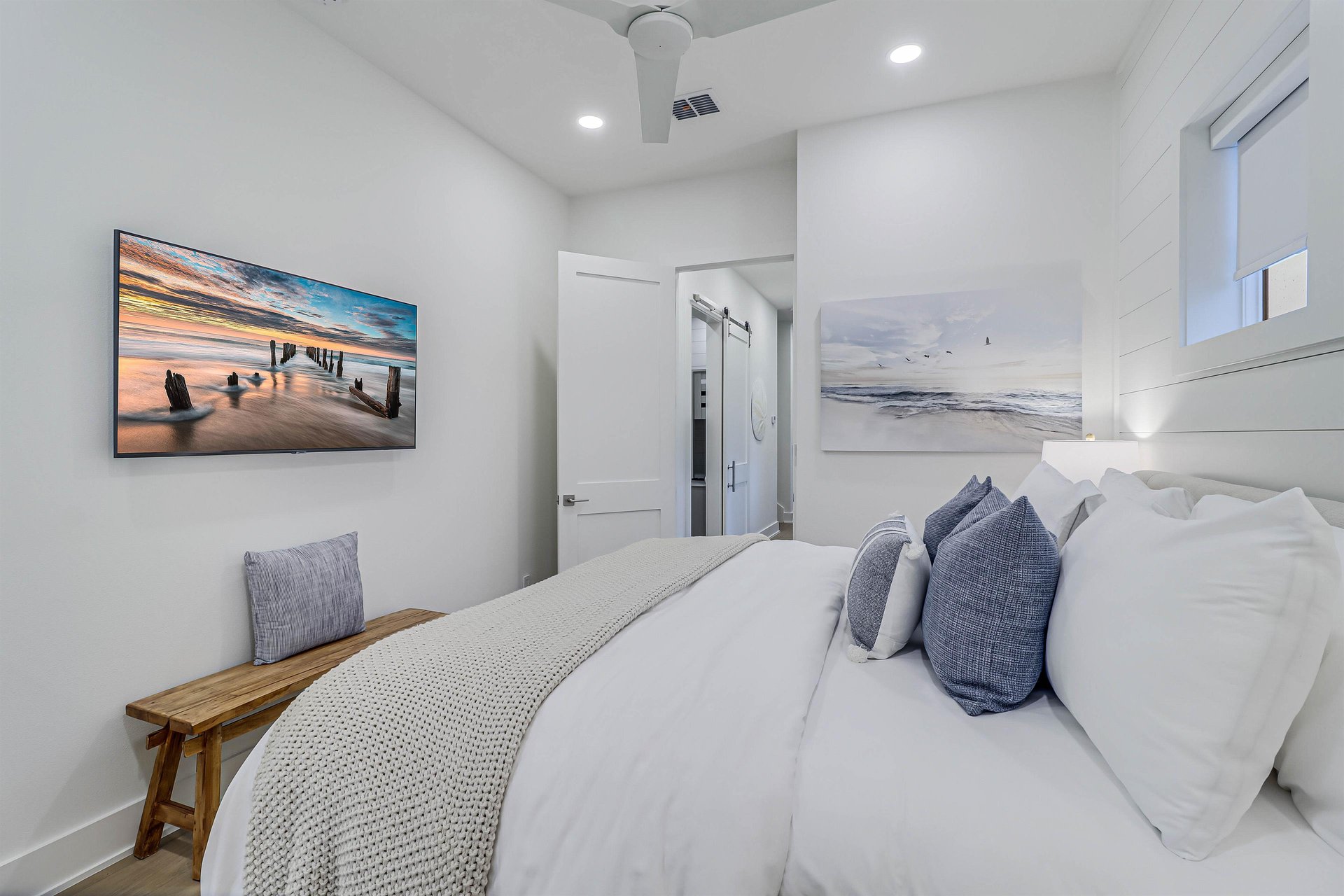 Primary King Bedroom, 1st Floor